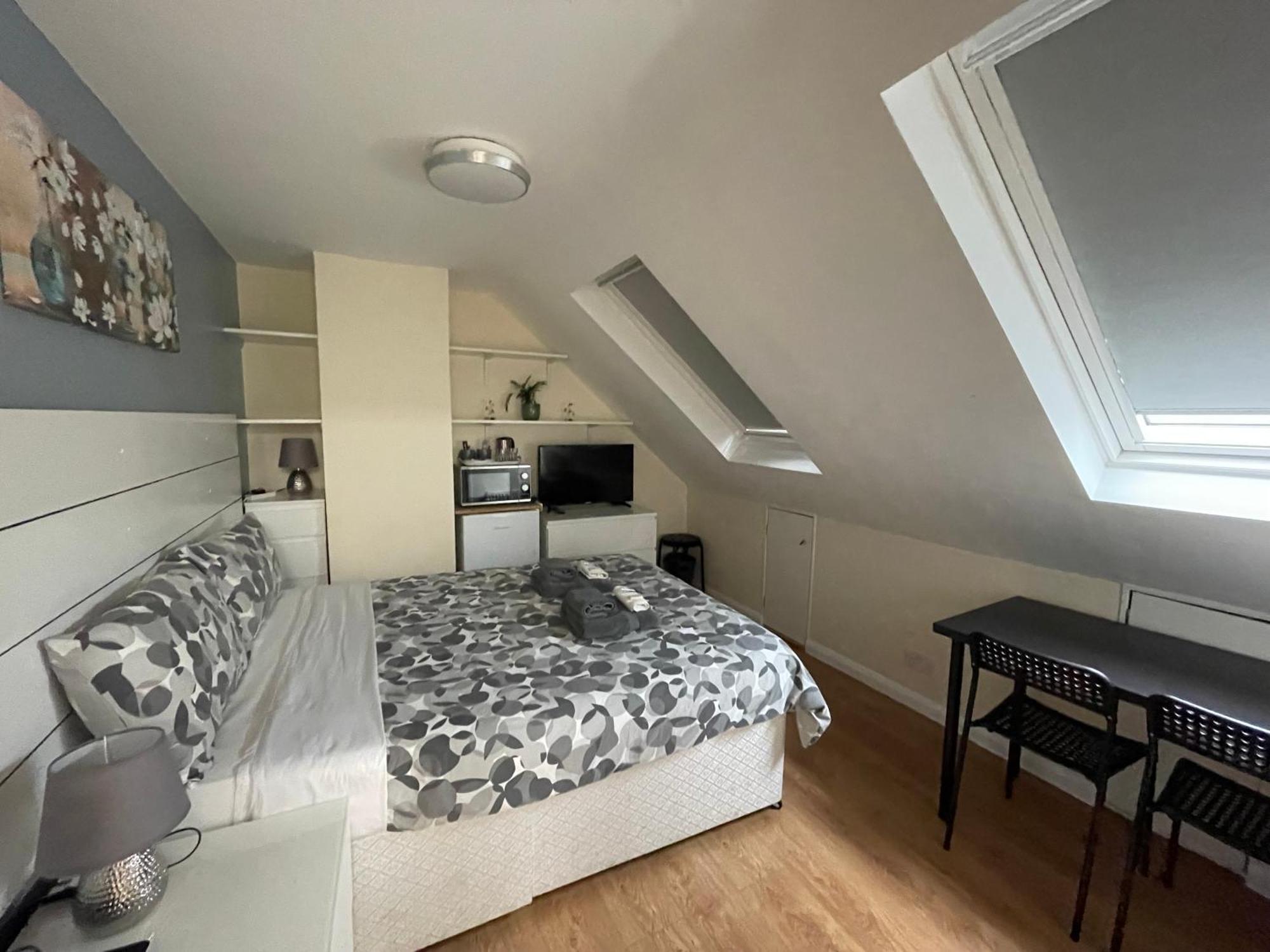 Kensal Lodge 2 Guest House Londra Dış mekan fotoğraf