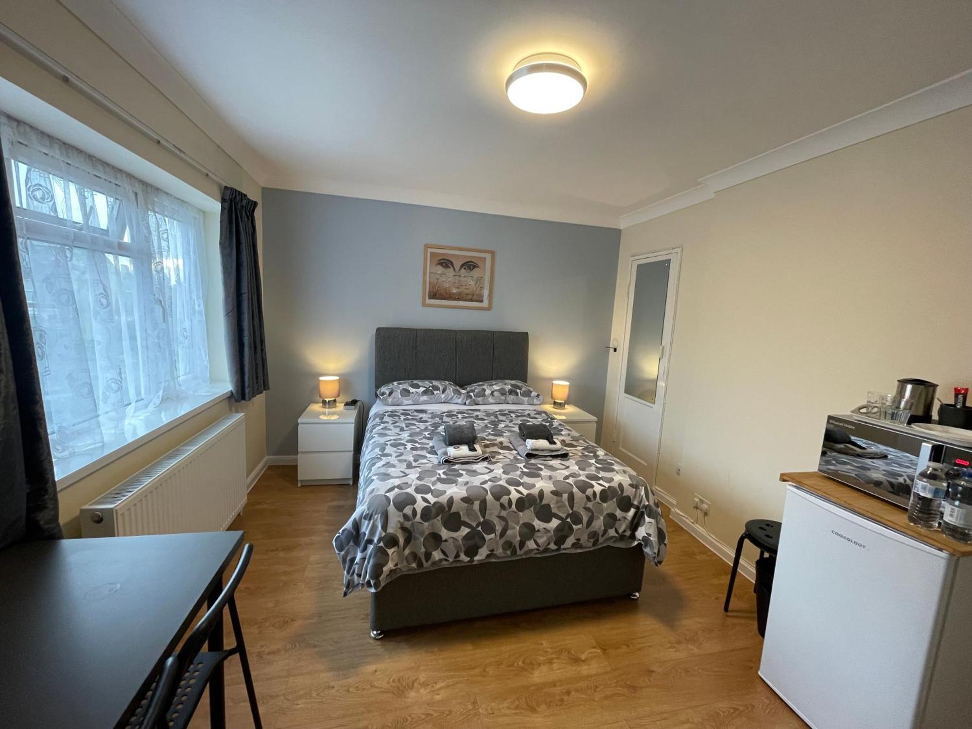 Kensal Lodge 2 Guest House Londra Dış mekan fotoğraf