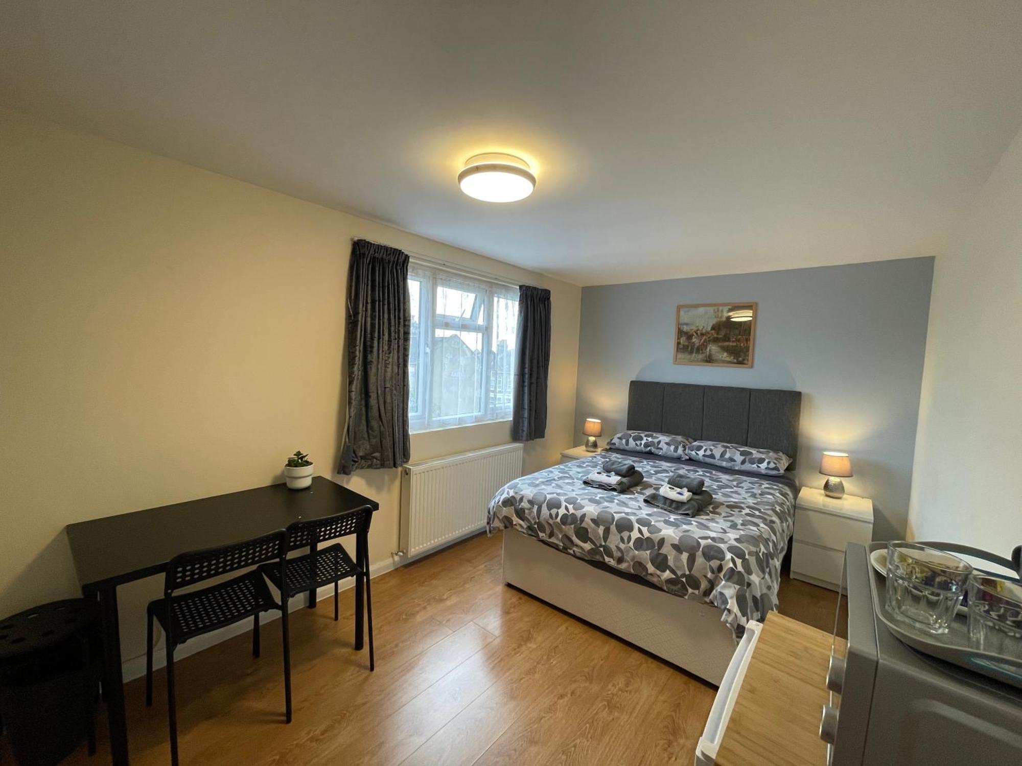 Kensal Lodge 2 Guest House Londra Dış mekan fotoğraf