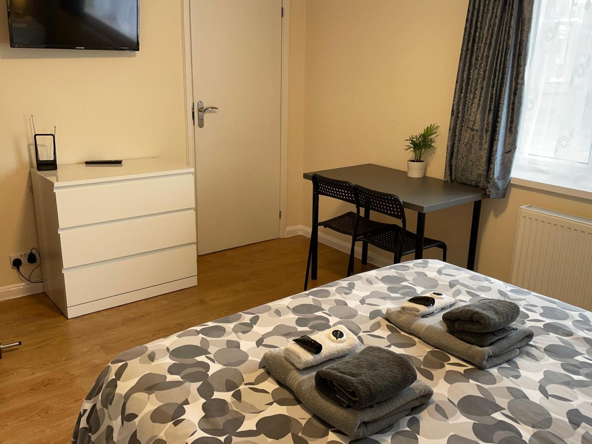 Kensal Lodge 2 Guest House Londra Dış mekan fotoğraf
